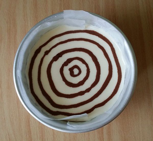 轻乳酪拉花蛋糕