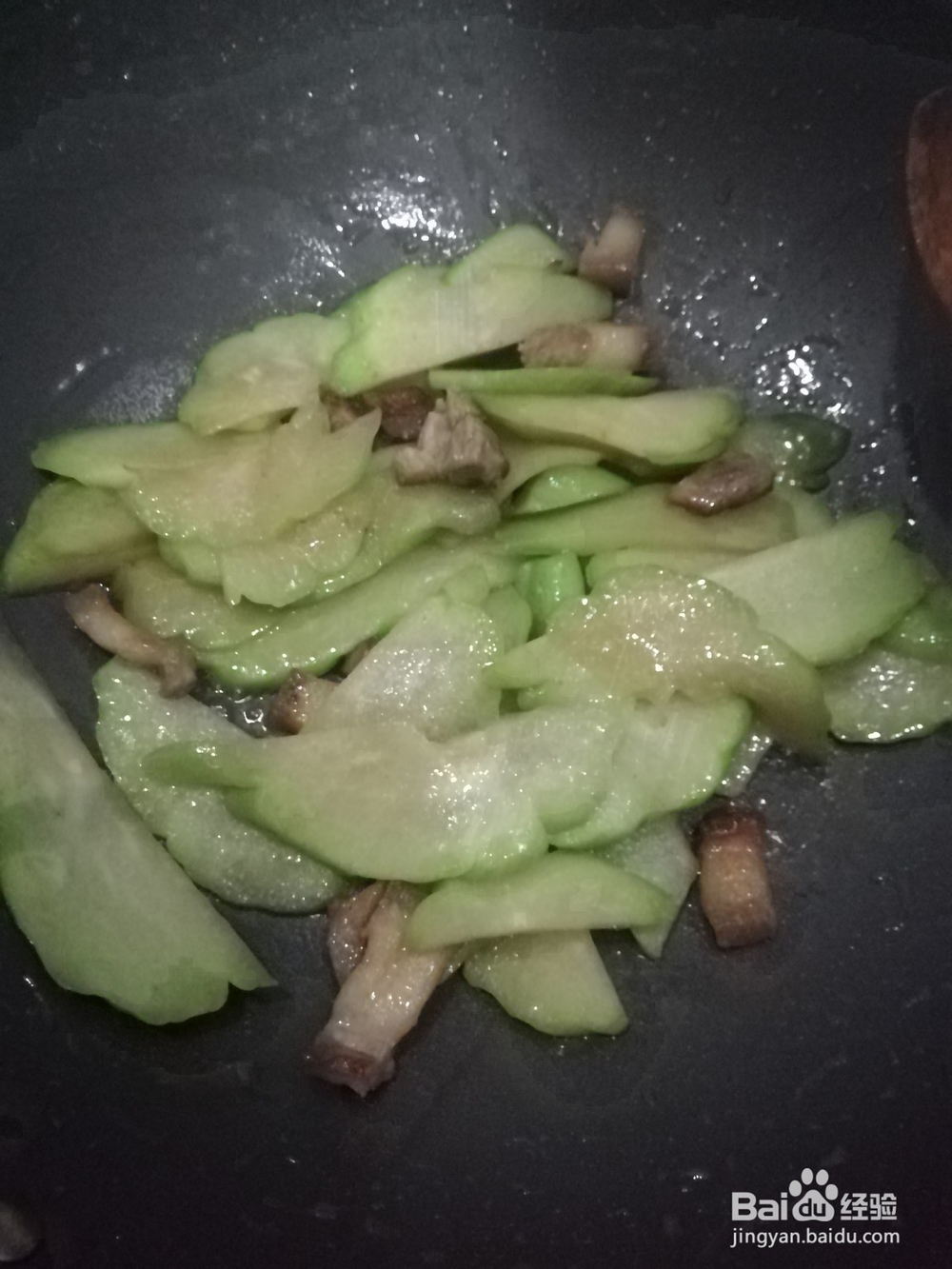 土猪条肉爆炒佛手瓜做法