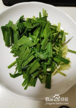 蘑菇炒韭菜的做法