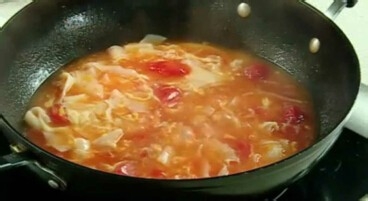 美食之西红柿鸡蛋面片汤