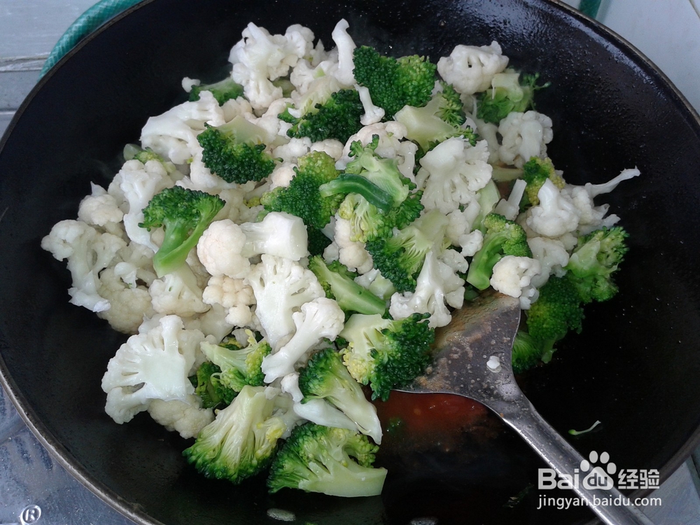 营养健康快手菜——番茄炒双花