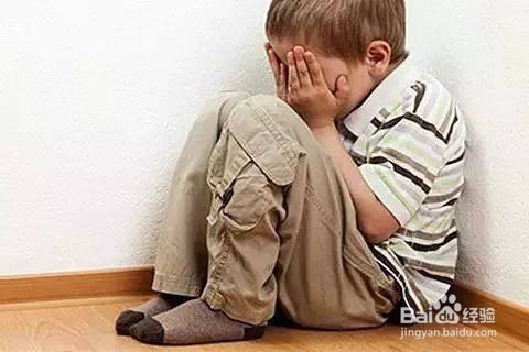 怎样帮助孩子克服恐惧心理呢？