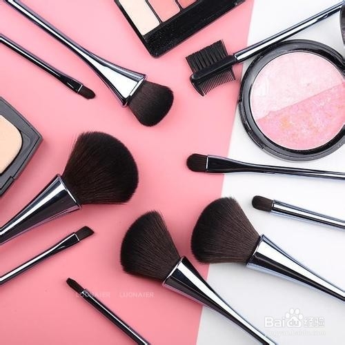 如何让初学者学会化妆?