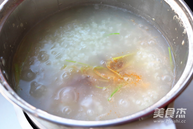 芹菜虾仁粥的做法