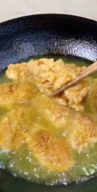 如何做外酥里嫩的奥尔良鸡翅
