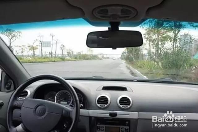 汽车保养：买车后，车上必备的13件物品！