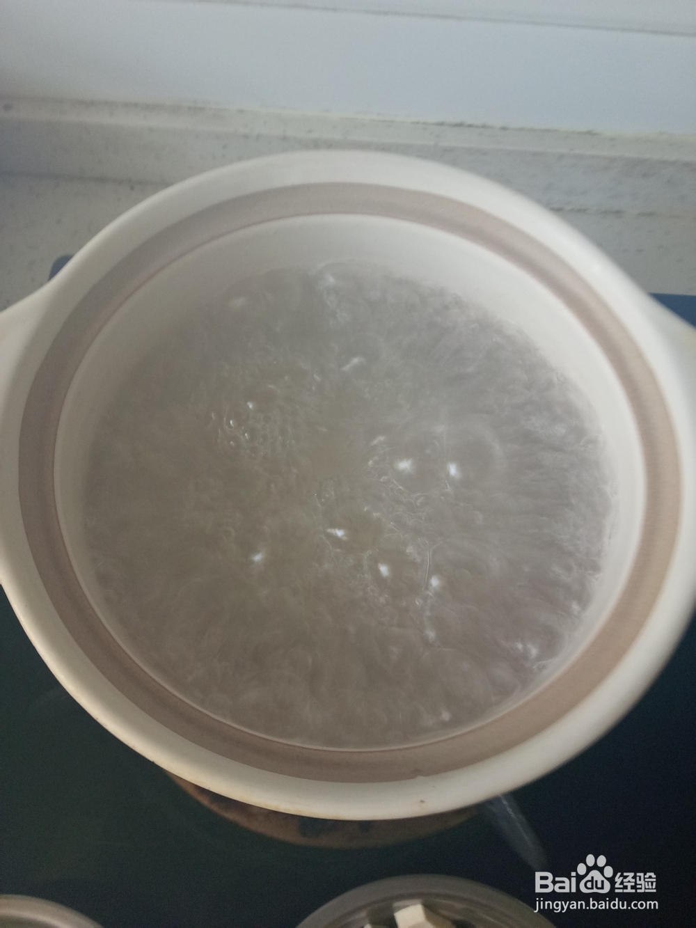 豆腐肉糜饺子皮汤