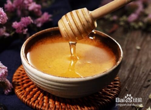 蜂蜜要不要放在冰箱里面?秋天蜂蜜需要放冰箱吗?