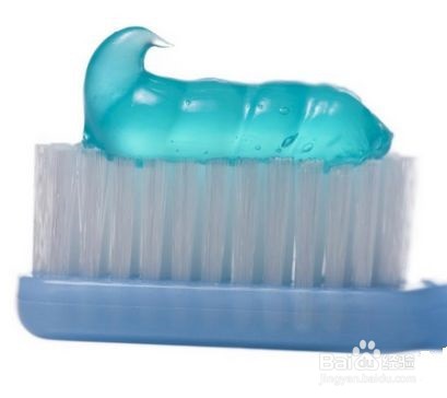 白皮鞋怎么洗才能洗白