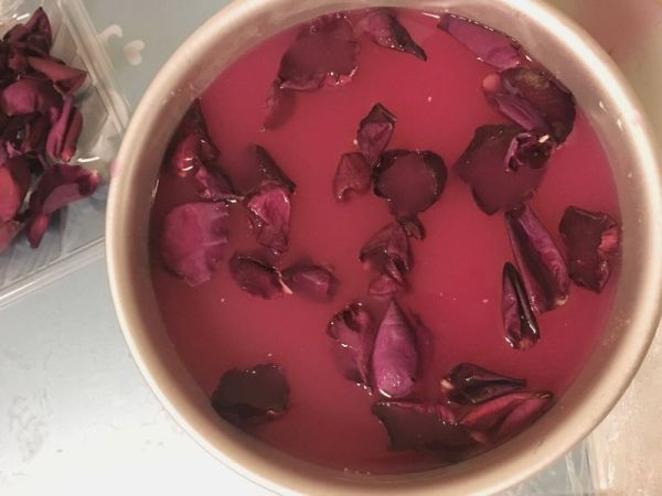 火龙果玫瑰豆腐慕斯