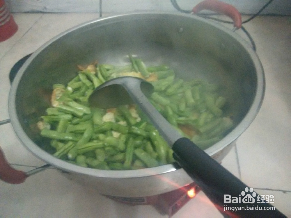 如何做西红柿豆角焖面