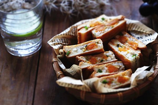 咸蛋黄米饭三文治