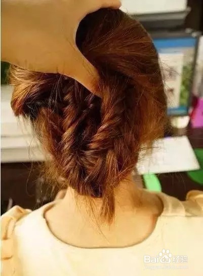 头发怎么扎好看?老是披头散发可不好