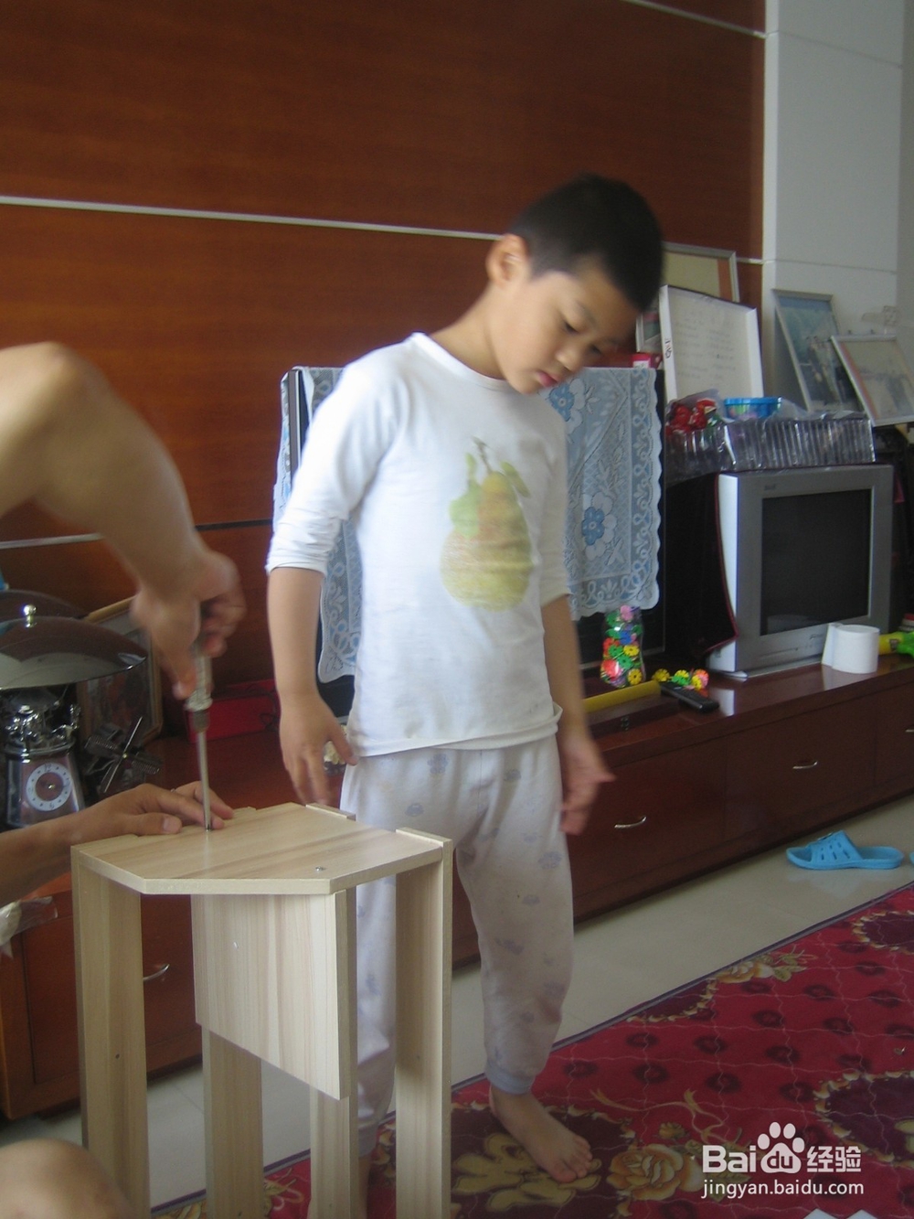 怎样启发孩子的兴趣----安装小书架4