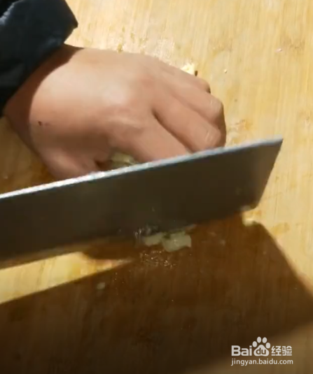 如何制作蒜蓉金针菇