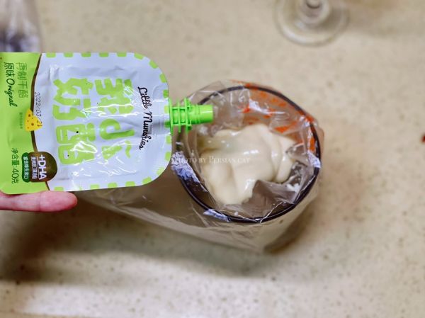 草莓酱奶酪三色木糠杯