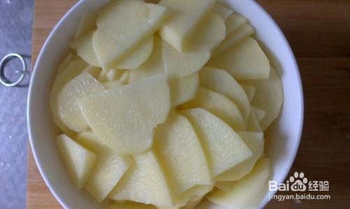 奶芋头清炖土豆片