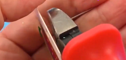 怎样给芭比制作漂亮的水果耳钉