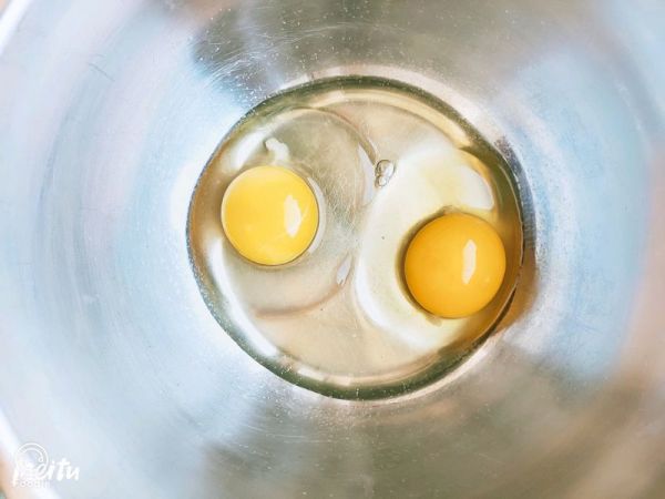 香脆鸡蛋芝麻小饼干