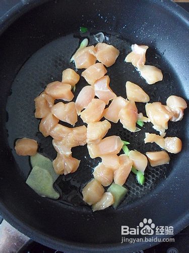 【百姓家的冬季养生菜】鸡脯肉三丁