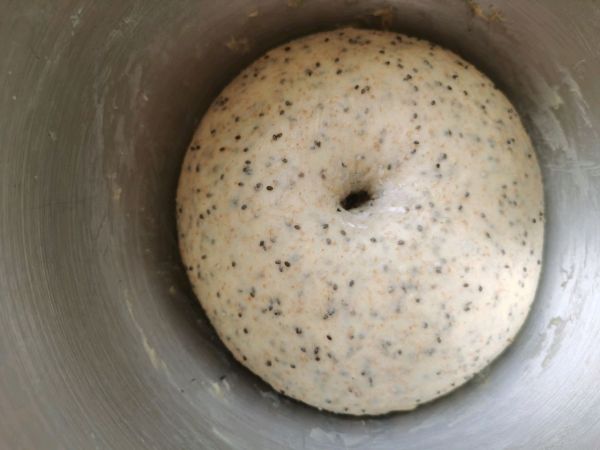 全麦奇亚籽吐司