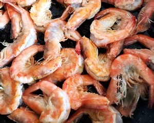 如何制作椒盐蒜蓉基围虾
