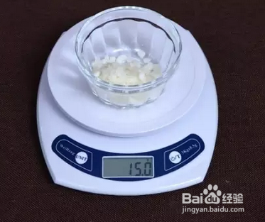 教你DIY唇膏，胜过美容院！