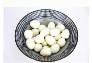 西兰花糖醋鹌鹑蛋