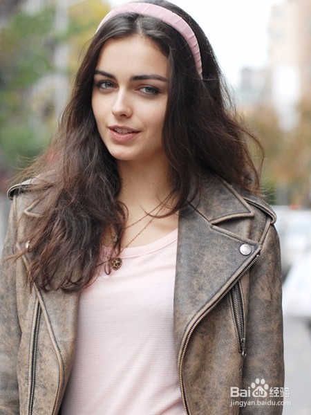 帽子与发带怎么搭配才好看呢?这样做时尚又好看