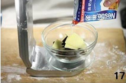 怎样在家中自制美味的巧克力乳酪蛋糕