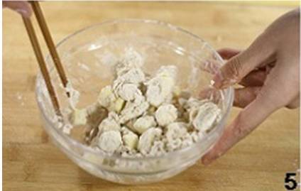 怎样家中自制美味的酥脆樱桃派