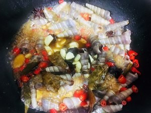 钉螺怎么吃里面的肉