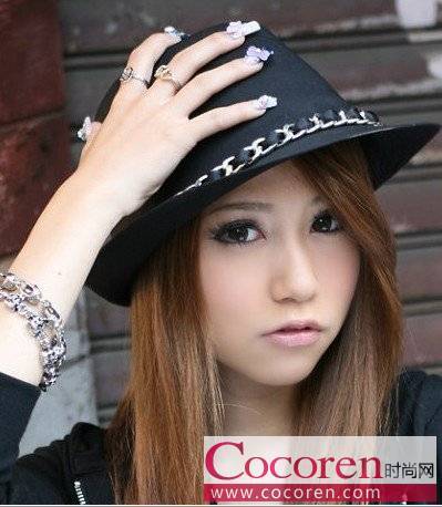 潮人们酷爱惊艳的日系大眼妆