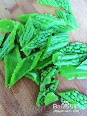 怎么做冰镇蜂蜜苦瓜