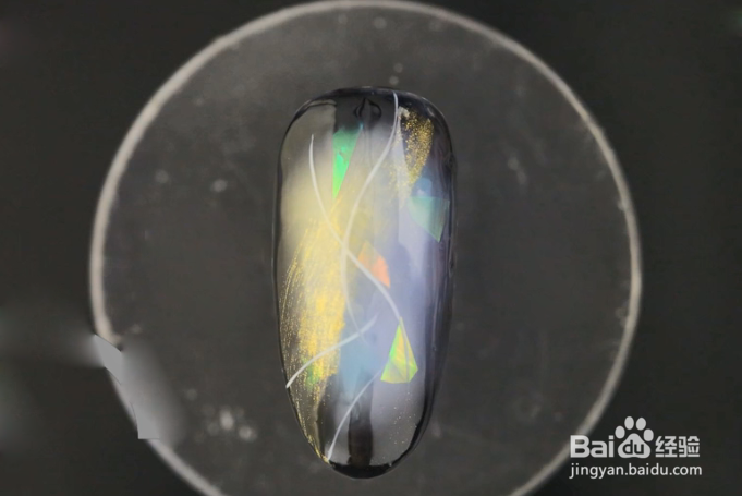 怎样做晕染星云指甲？