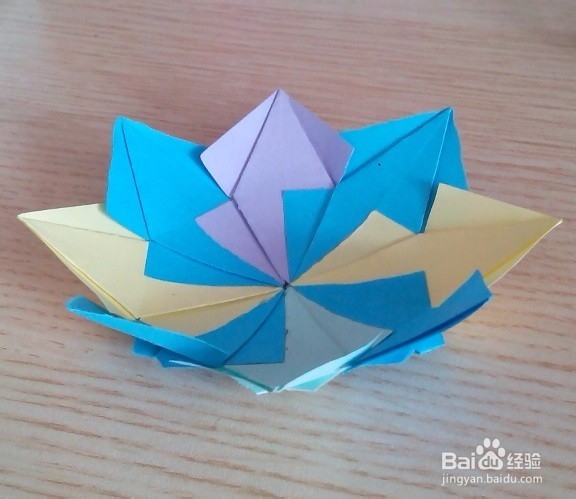 用纸折小花伞、装饰品、收纳盘