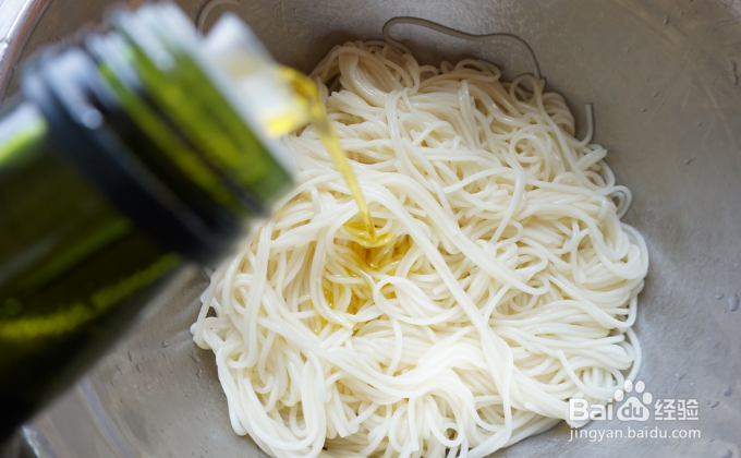 清爽凉拌面的烹饪方法
