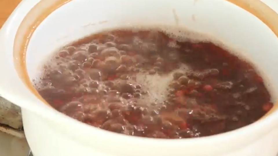 如何制作红豆汤烤年糕