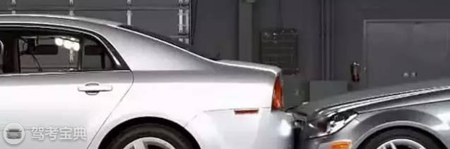 被人追尾，挪完车以后，对方居然不认账！