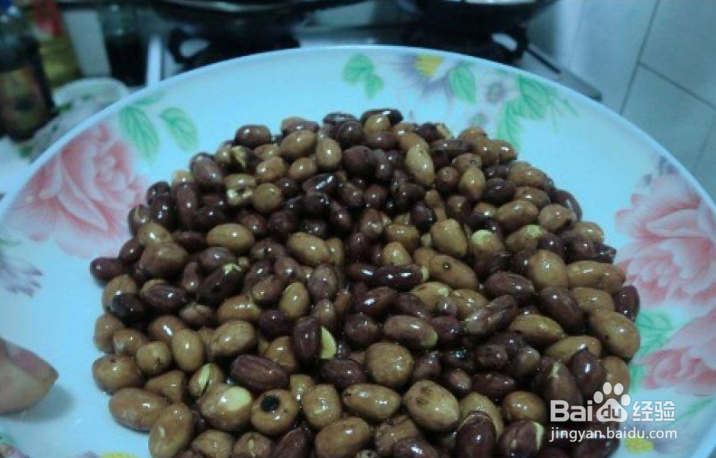 家常小吃：糖裹花生