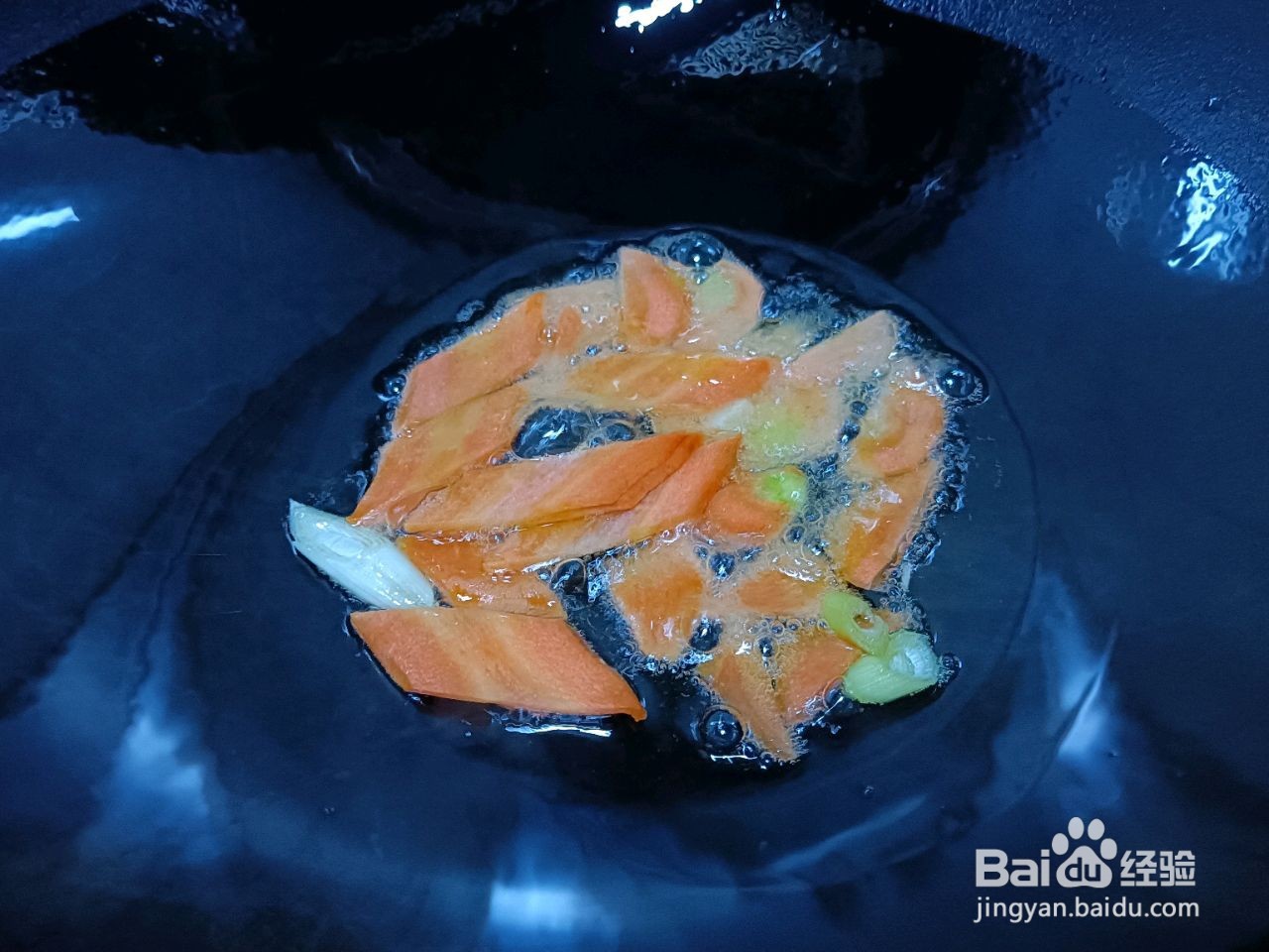 蒜苗炒鸡蛋的做法