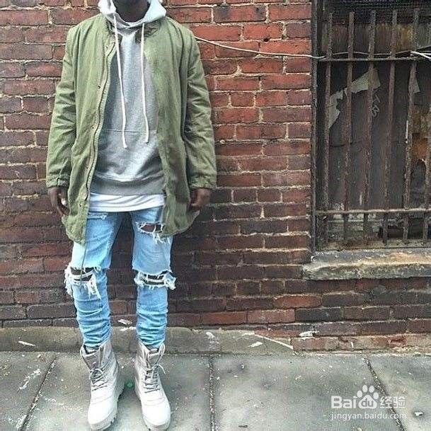 男生卫衣如何搭配