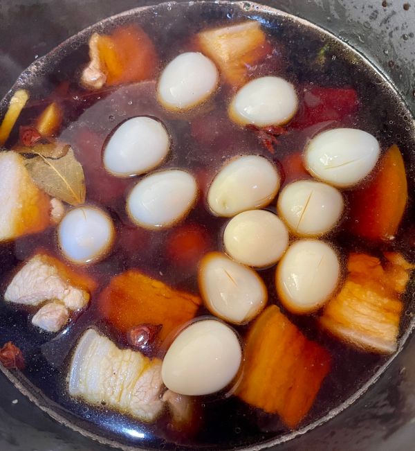 桂花鹌鹑蛋红烧肉