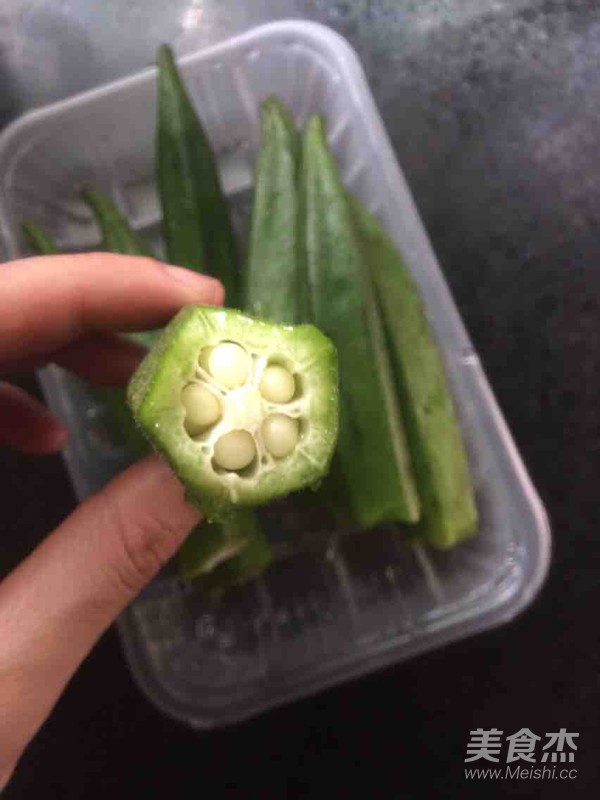 凉拌秋葵的做法