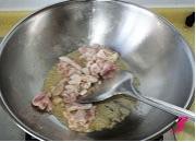 一般家里中午最常吃美为主食豆角焖面