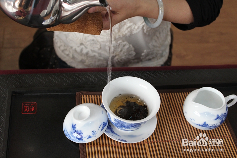 怎样判断普洱茶年份