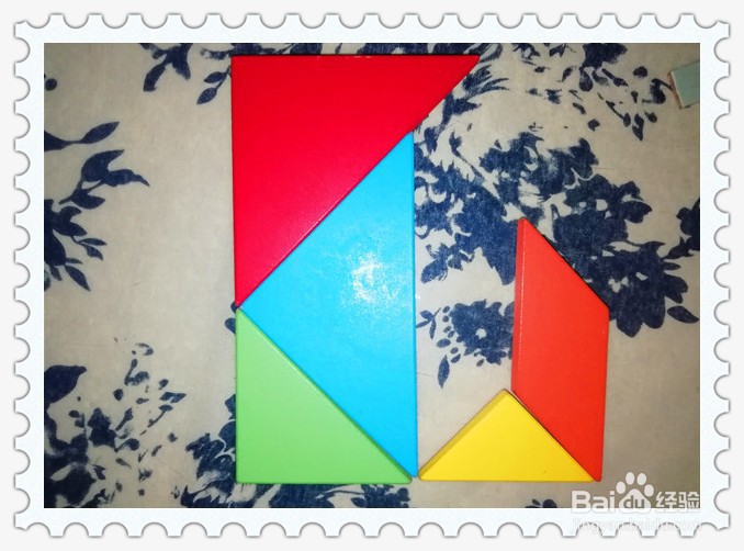 怎么样玩七巧板拼字母D