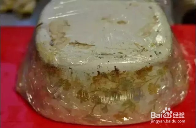 锅表面的顽垢竟然能这么轻松去除！太有用了