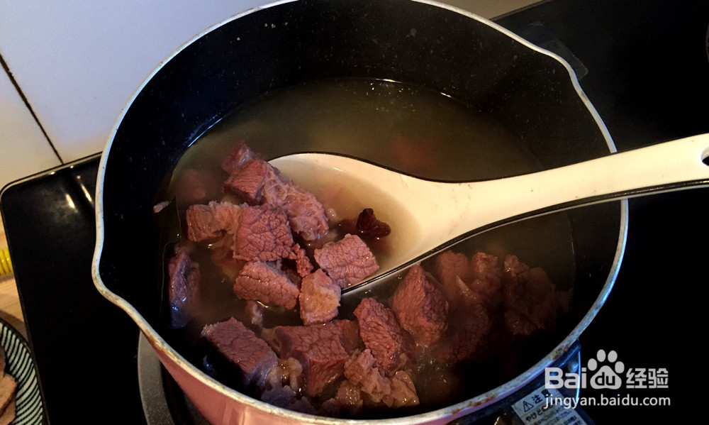 美味午餐咖喱牛肉盖浇饭