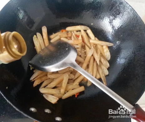 酸脆藕心菜的做法